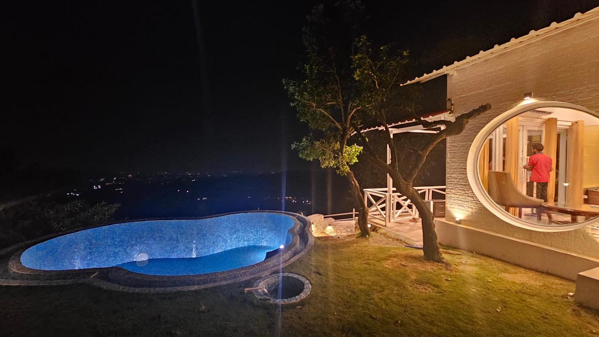 فندق The Bohemian Casa دهرادون الغرفة الصورة
